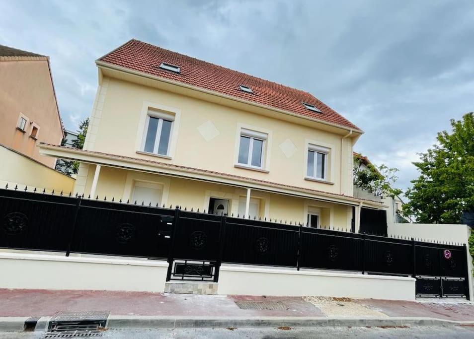 Best Holliday Home For Family Newly Renovated Garges-lès-Gonesse Zewnętrze zdjęcie